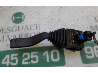 Ручка стеклоочистителей    Opel Meriva A