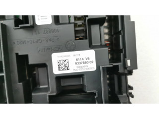 Блок предохранителей  9337880   BMW 1 F20 F21    