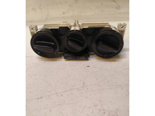 Блок управления климат-контролем    Skoda Octavia Mk1 (1U)