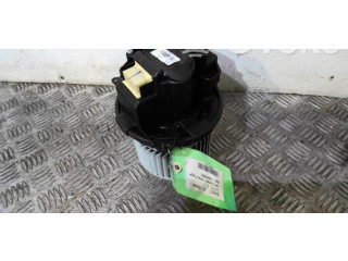 Вентилятор печки    272104788R   Renault Clio V