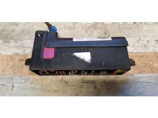 Блок предохранителей  1T1970005, 1T1970043   Volkswagen Touran I    