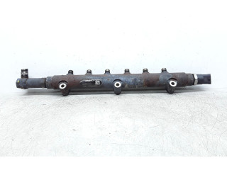 Топливная рампа 0445215015, 30622085   Volvo V70  