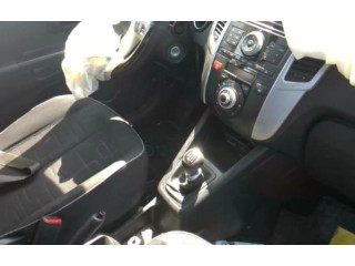 Přístrojová deska KIA Venga 2011