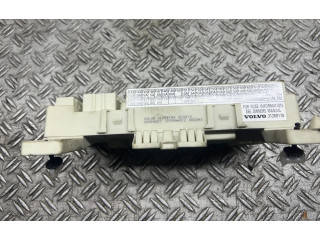 Блок предохранителей 31268178   Volvo V50    