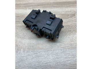 Pojistková skříňka A2035450803 Mercedes-Benz C W203 2000