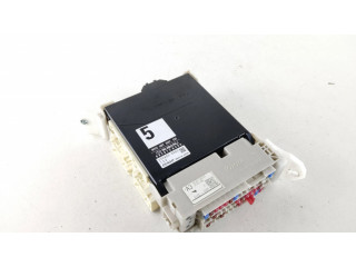 Pojistková skříňka 88281CA500, 82201CA020 Toyota GT86 2013