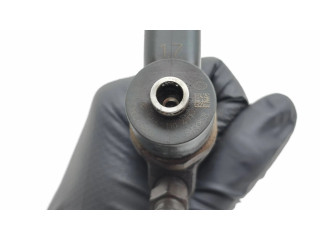 Vstřikovač 338002A800, 0445110411 Hyundai i40 pro naftový motor 1.7