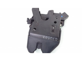 Замок задней крышки