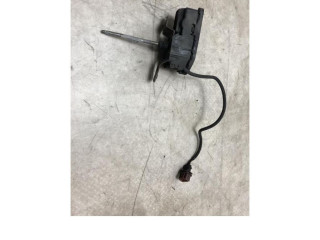 Моторчик дворников     Volvo S70  V70  V70 XC