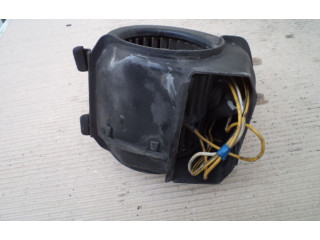 Вентилятор печки Volkswagen PASSAT B2