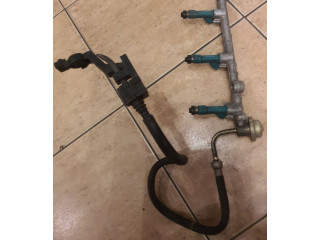 Vstřikovač 031042601, 2325028080 Toyota RAV 4 (XA20)