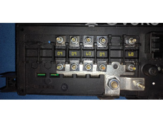 Блок предохранителей  518323324   Volvo V70    