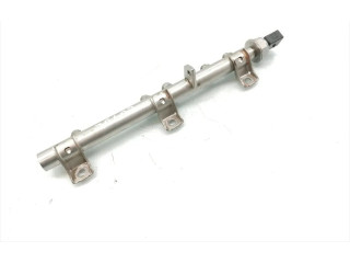 Топливная рампа 7562474, 7537318   BMW 3 E90 E91  