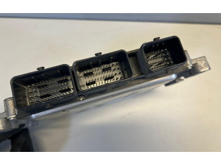 Блок управления впрыском 237101693R, 237101312R Renault Twingo II