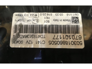 Přístrojová deska Maserati Levante 2017 670101177