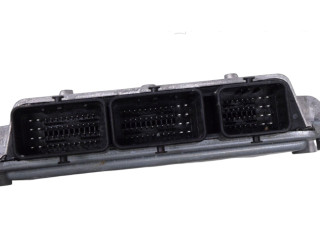 Блок управления двигателя 31211071 Volvo C30