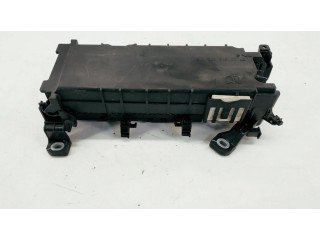   Pojistková skříňka 2465400040, 2465451340   Mercedes-Benz  W176 2012