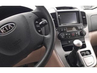 Pojistková skříňka KIA Carnival 2007