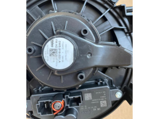 Вентилятор печки 5WB819021A Volkswagen Golf VIII