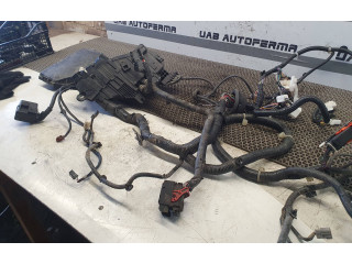 Pojistková skříňka 284b71by0a Nissan Murano Z51 2010