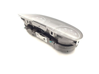 Панель приборов 6V0920940B   Skoda Fabia Mk3 (NJ)       