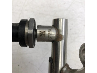 Топливная рампа PE2713150, 261545155 Mazda CX-5 II 2.0