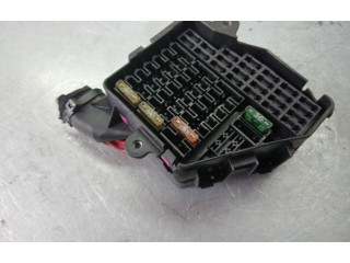 Блок предохранителей Audi A6 S6 C5 4B