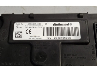 Блок управления двигателя 284B15639R   Renault Clio I