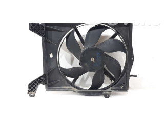 Вентилятор радиатора M899009, 30630635 Mitsubishi Space Star