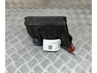 Блок предохранителей 5Q0937125B, 5Q0907361D   Skoda Superb B8 (3V)    