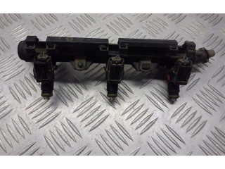 Топливная рампа 03E133320   Skoda Fabia Mk1 (6Y)  