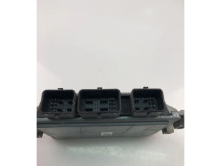 Řídící jednotka 8201076738, S120202121A Renault Twingo II 2013