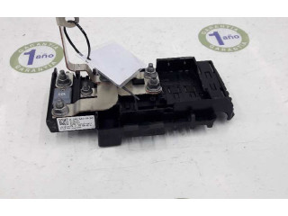 Блок предохранителей A2465401950, 2465401950 Mercedes-Benz A W176