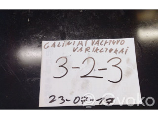 Моторчик заднего дворника 0390201588 Mazda 3 I