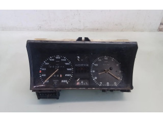 Přístrojová deska Volkswagen PASSAT B2 1986