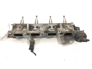 Топливная рампа 03C133036D   Volkswagen Golf Plus  