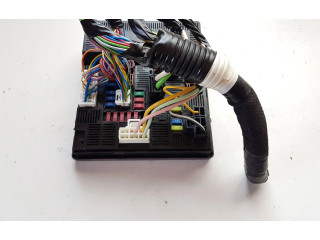 Pojistková skříňka 284B74JU2C, 6778100BJP Nissan Navara D23 2015