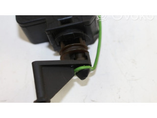 Degalų bako dangtelio spynos varikliukas