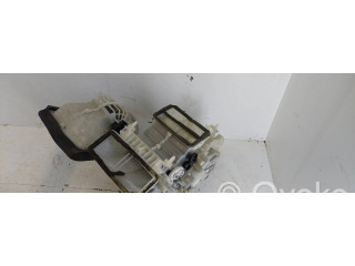 Другая деталь салона