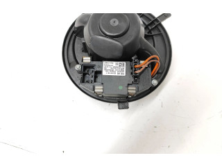 Вентилятор печки Audi Q3 8U