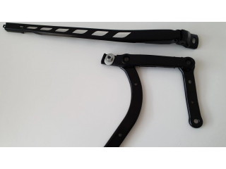 Ножка стеклоочистителей лобового стекла