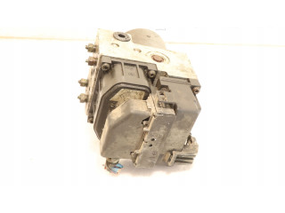 Блок АБС    Toyota  Corolla Verso E121  2001 - 2004 года