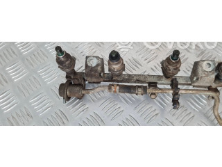 Vstřikovací lišta Daihatsu Feroza