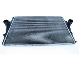 Интеркулер 30748809, 30730524 Volvo S60