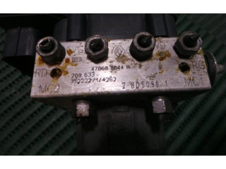 Блок АБС 476608644R Renault Clio IV 2012 - года