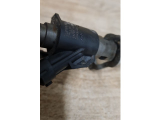 Форсунка 31272690    Volvo V70  D5244T10 