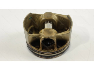 Píst 11258607933 BMW X5M F85 S63R