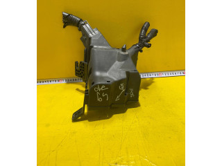 Pojistková skříňka 8V5114B144BA Ford Fiesta 2009