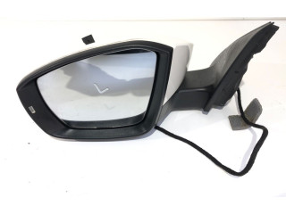 Зеркало электрическое Skoda Octavia Mk3 (5E) 2013 - 2019 года