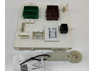 Блок комфорта 32217422 Volvo XC90